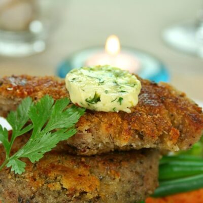 10x Crumbed lamb cutlets