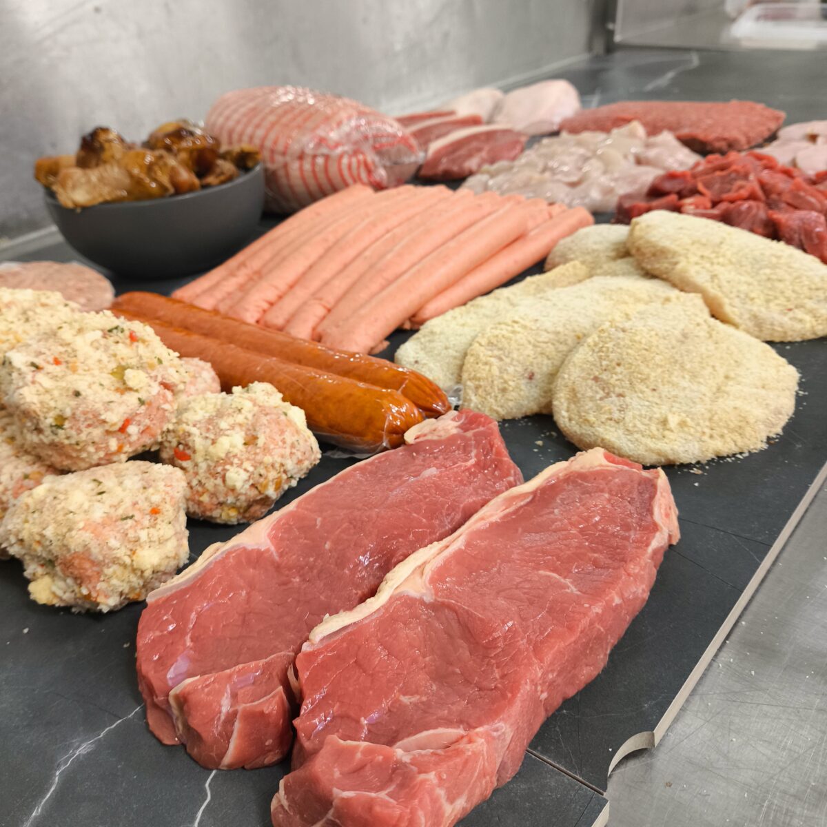 IMG_20250204_112646~2 Butchers Bundle- GET 2x200g Porterhouse Steaks FREE